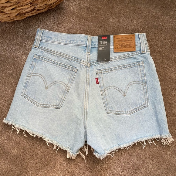 Sold !! - Picture 1 of 3